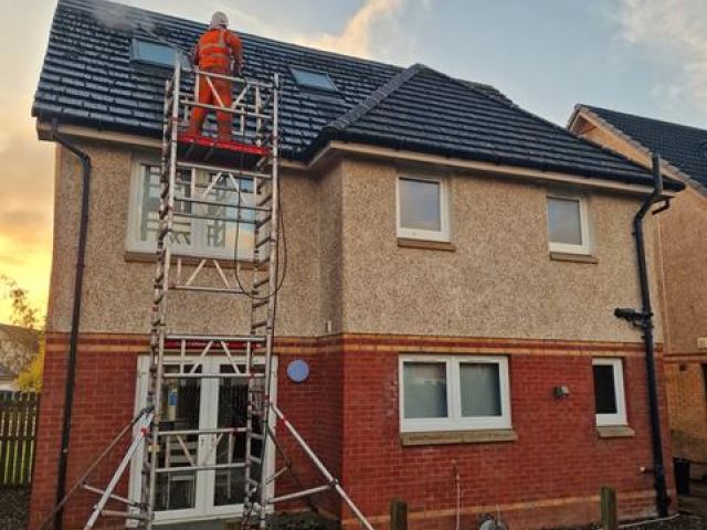 roof-cleaning-8-kireth-ai
