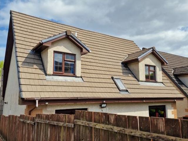 roof-cleaning-10-kireth-ai